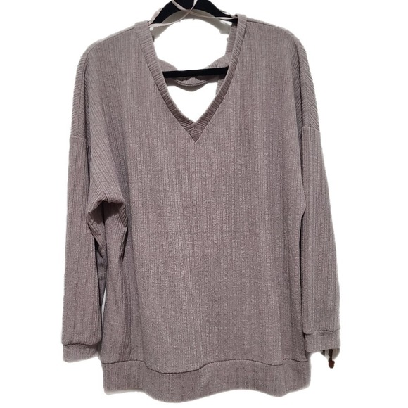 Doe & Rae Tops - Doe & Rae Tunic Top Tan Women's Size‎ Medium